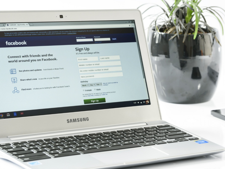 Facebook Start 2018 by Cutting the News Feed for Businesses, Brands & Media